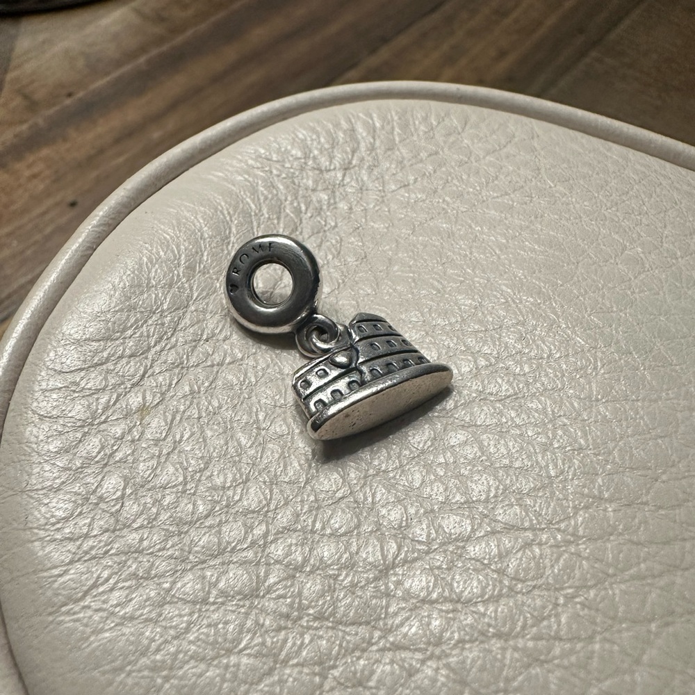 Pandora Colosseum Travel Charm